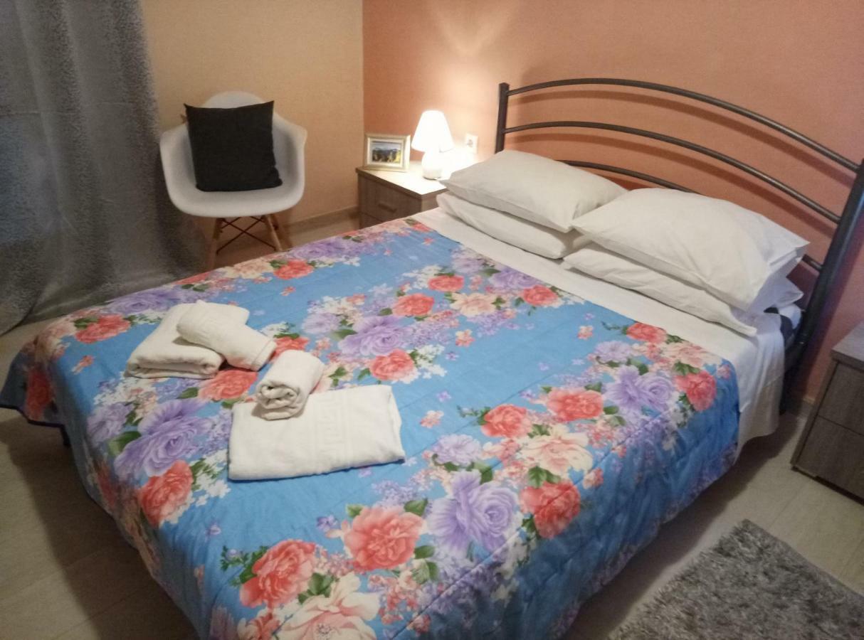 Beautiful Apartment In The Heart Of The City Corfu  Kültér fotó